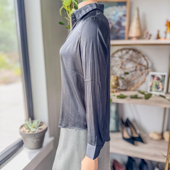 NWT-Miami of Francesca's, Lena’s Black Satin Collared Button Down Shirt, X-Small - Picture 4 of 9